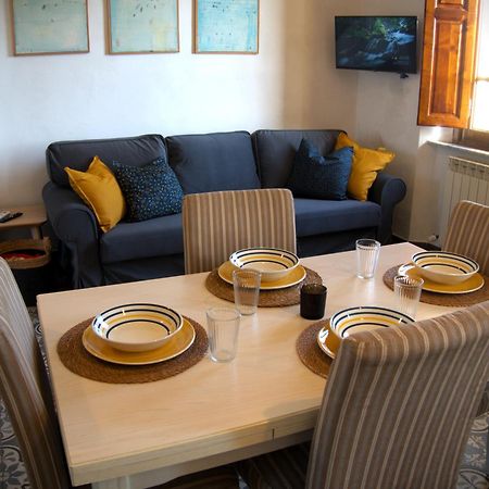 Appartamento Via Grandi - Free Gated Parking - 5 Minutes From Center Лука Екстериор снимка