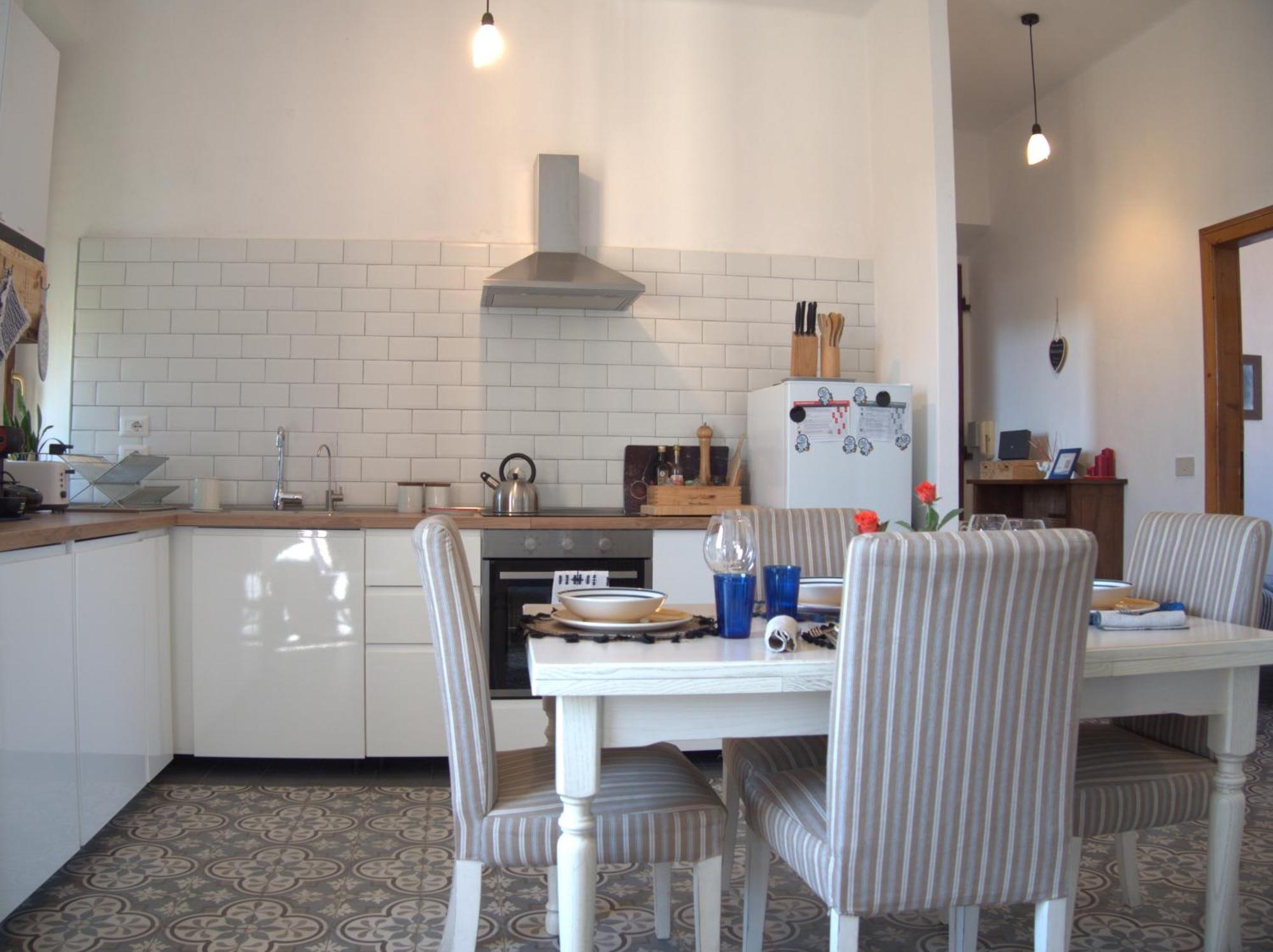 Appartamento Via Grandi - Free Gated Parking - 5 Minutes From Center Лука Екстериор снимка